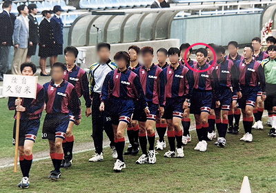 自衛官時代のサッカーチームでの写真